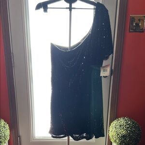 Black One-Shoulder Sequin Dress